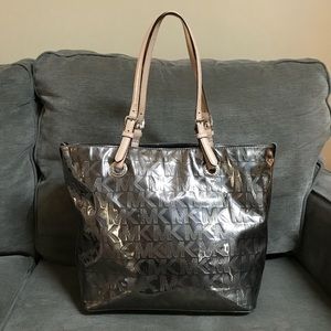 Michael Kors Jet Set Metallic Mirror Tote Bag